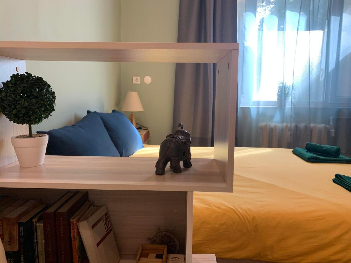 Exceptional Refurnished Location Apartament *